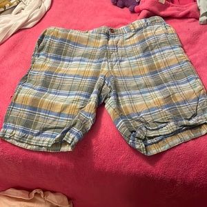 Tommy Bahama plaid dress shorts 36 waist